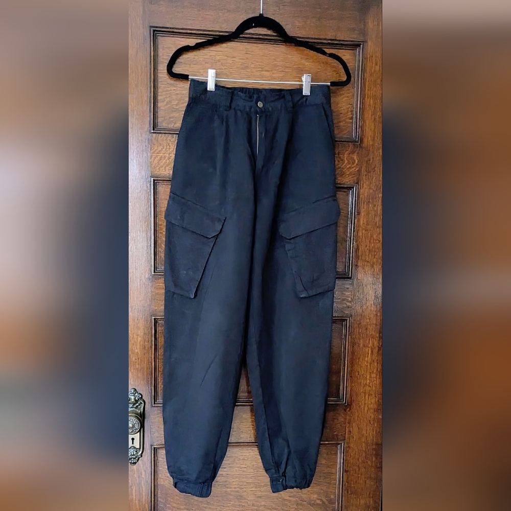 Yes And Brand Meghan Utility Jogger In 100% Organic Cotton Black Size Small